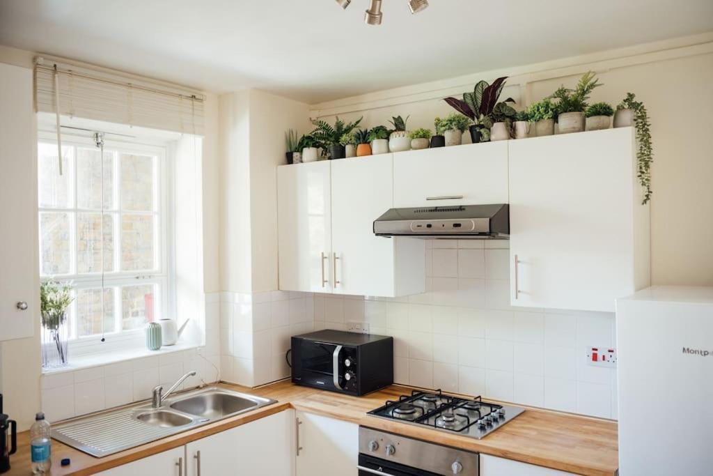 Charming 2 Bedroom Flat In The Heart Of Kings Cross, London Londres Exterior foto