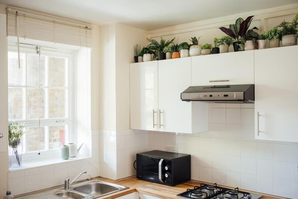 Charming 2 Bedroom Flat In The Heart Of Kings Cross, London Londres Exterior foto